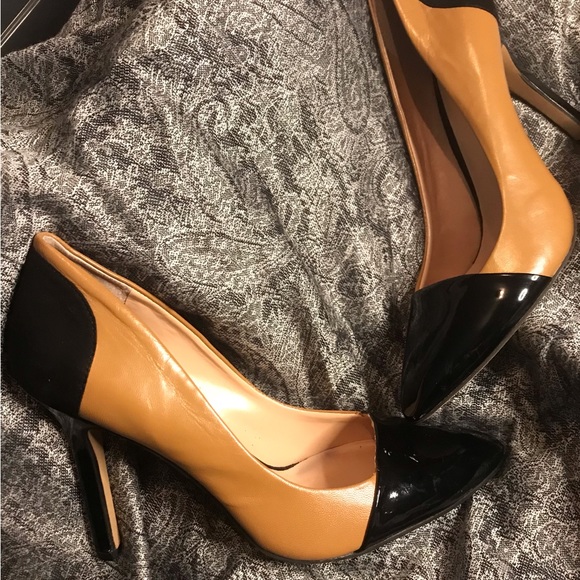 Julianne holgh heels NWT - Picture 2 of 2